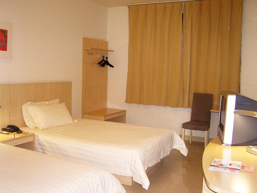 Jinjiang Inn Shijiazhuang Ping'An Street Εξωτερικό φωτογραφία